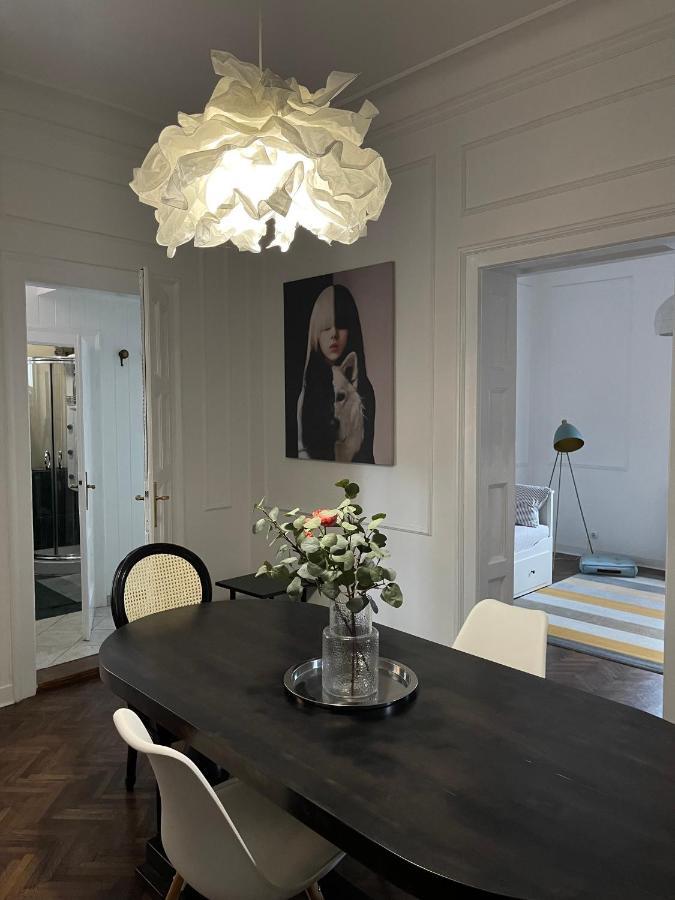 Appartamento Apartman Alba Belgrado Esterno foto